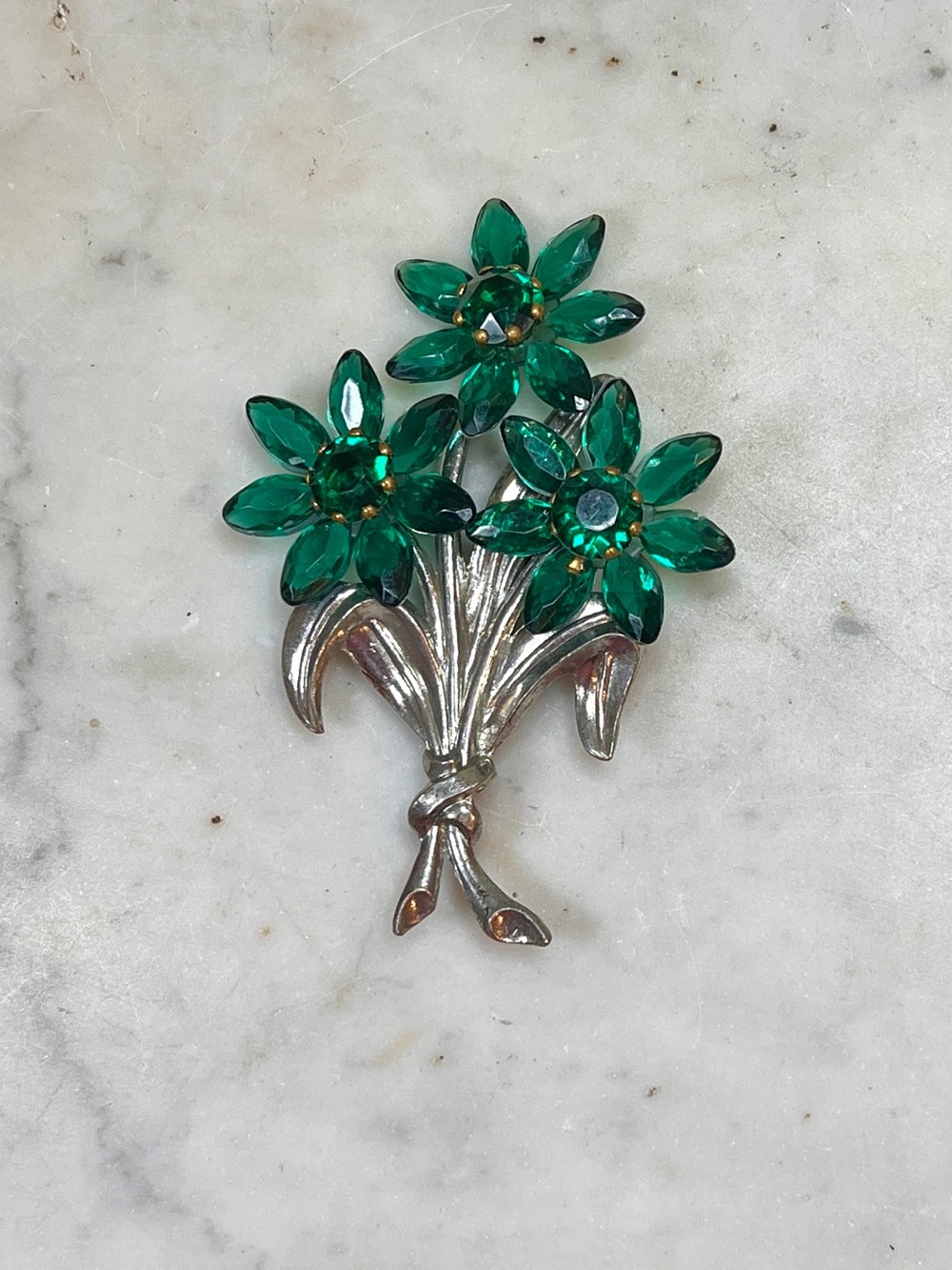 Vintage Green  Acrylic prong set stone floral spray brooch 3.5"